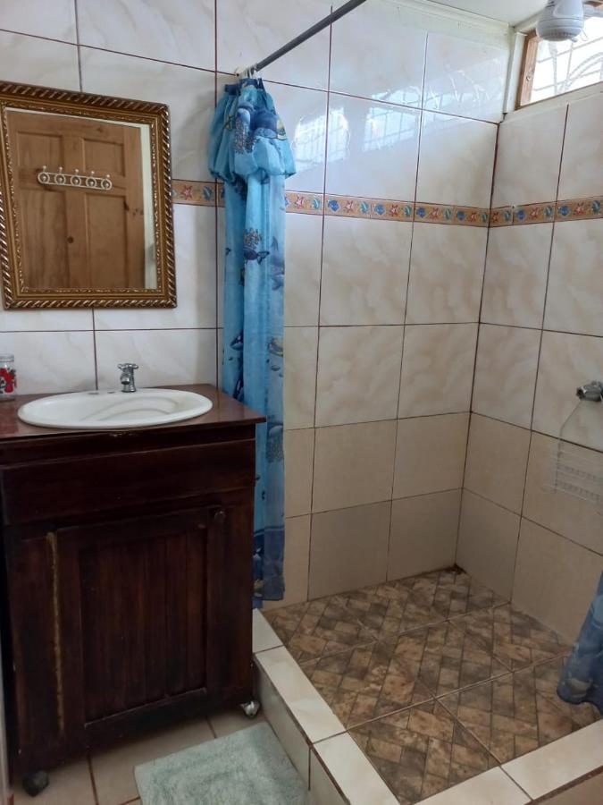 Hotel Margarita Sierpe Екстер'єр фото