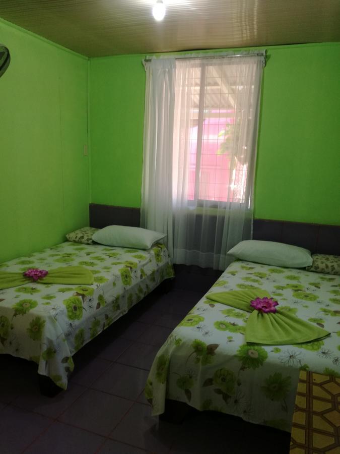Hotel Margarita Sierpe Екстер'єр фото