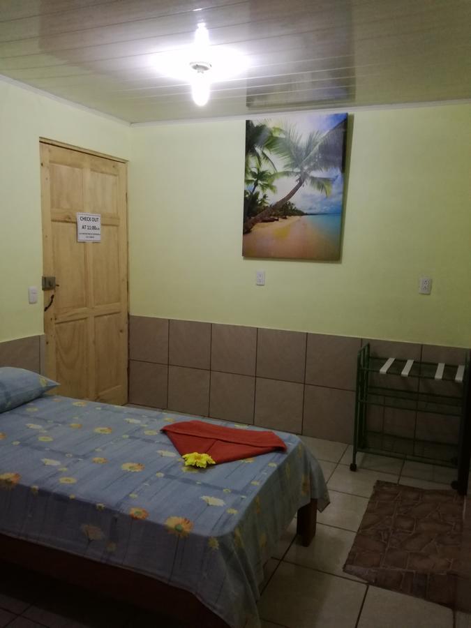 Hotel Margarita Sierpe Екстер'єр фото