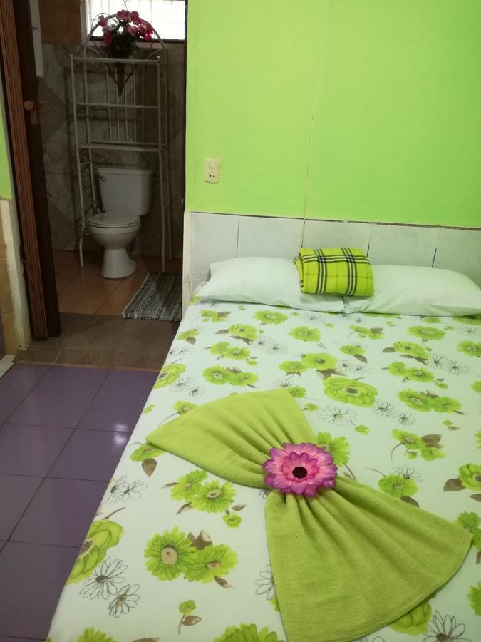 Hotel Margarita Sierpe Екстер'єр фото